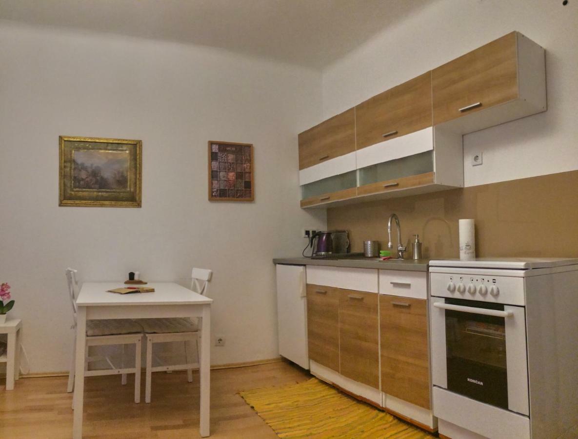 Orient-Express Apartment ซาราเยโว ภายนอก รูปภาพ